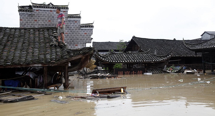 Over 10,000 evacuated in Chinese Hunan Province after dam burst